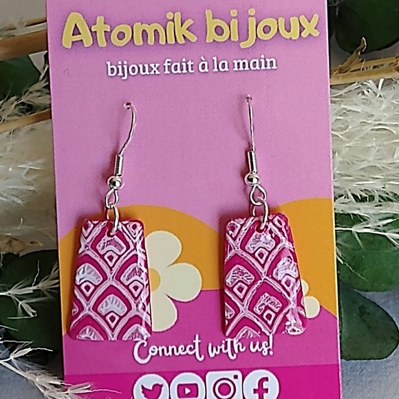 Handmade pink and white polymer clay earrings. Boucles d'oreilles fait à la main - Picture 3 of 6